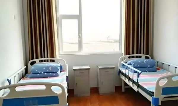 女人老了，走不动了，这2件事最好守口如瓶，这才是真聪明